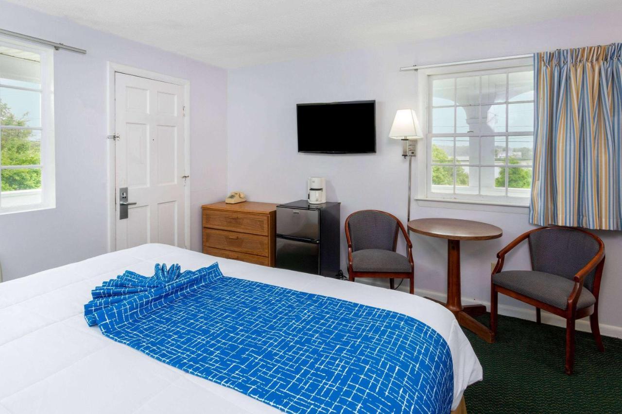 Travelodge By Wyndham Cape Cod Area West Dennis Exterior photo